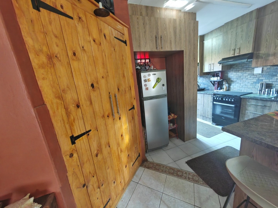 2 Bedroom Property for Sale in Pellissier Free State